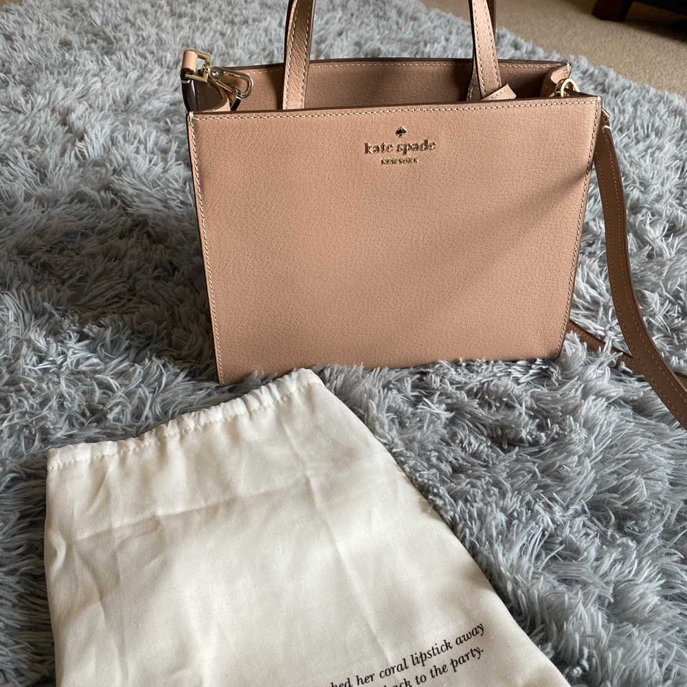 Kate spade Thompson street sam